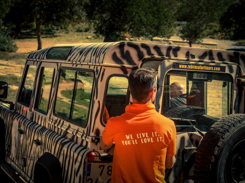 Zebra Safari Tours-阿尔布赞拉必去景点