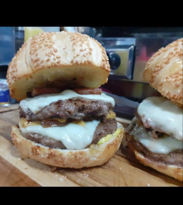 Tarlei Pasteis Sucos e Lanches