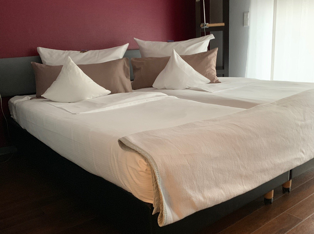 Zur Nacht bei Hoffmann主图