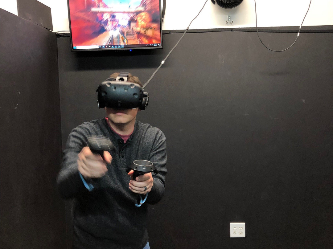 Bluff City Virtual Reality Arcade景点图片