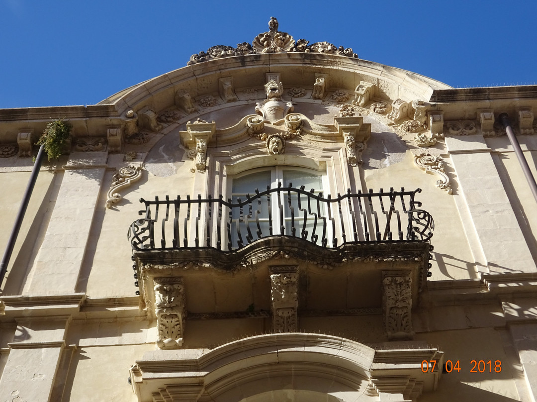 Palazzo Impellizzeri - Vianisi-锡拉库扎必去景点