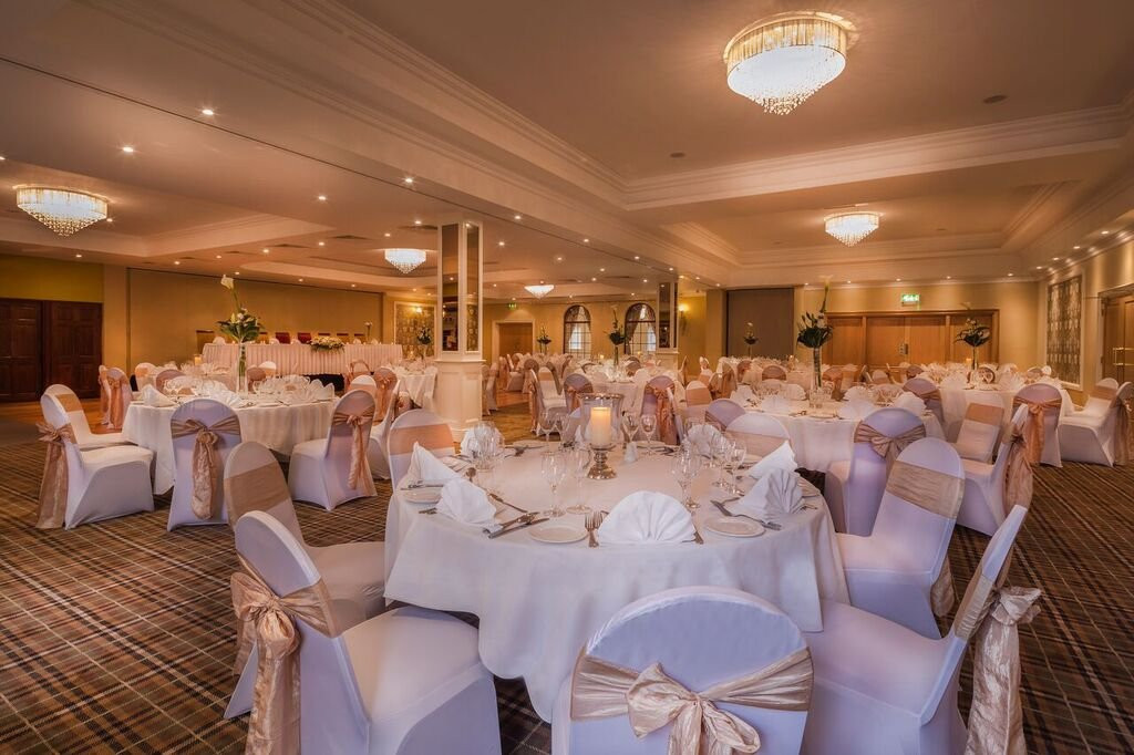 Breffni Arms Hotel主图