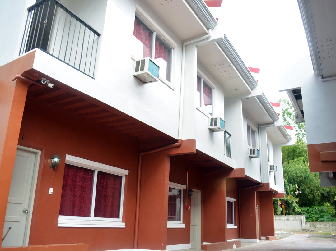 Ashley and Bill's Suites 'N Garden主图