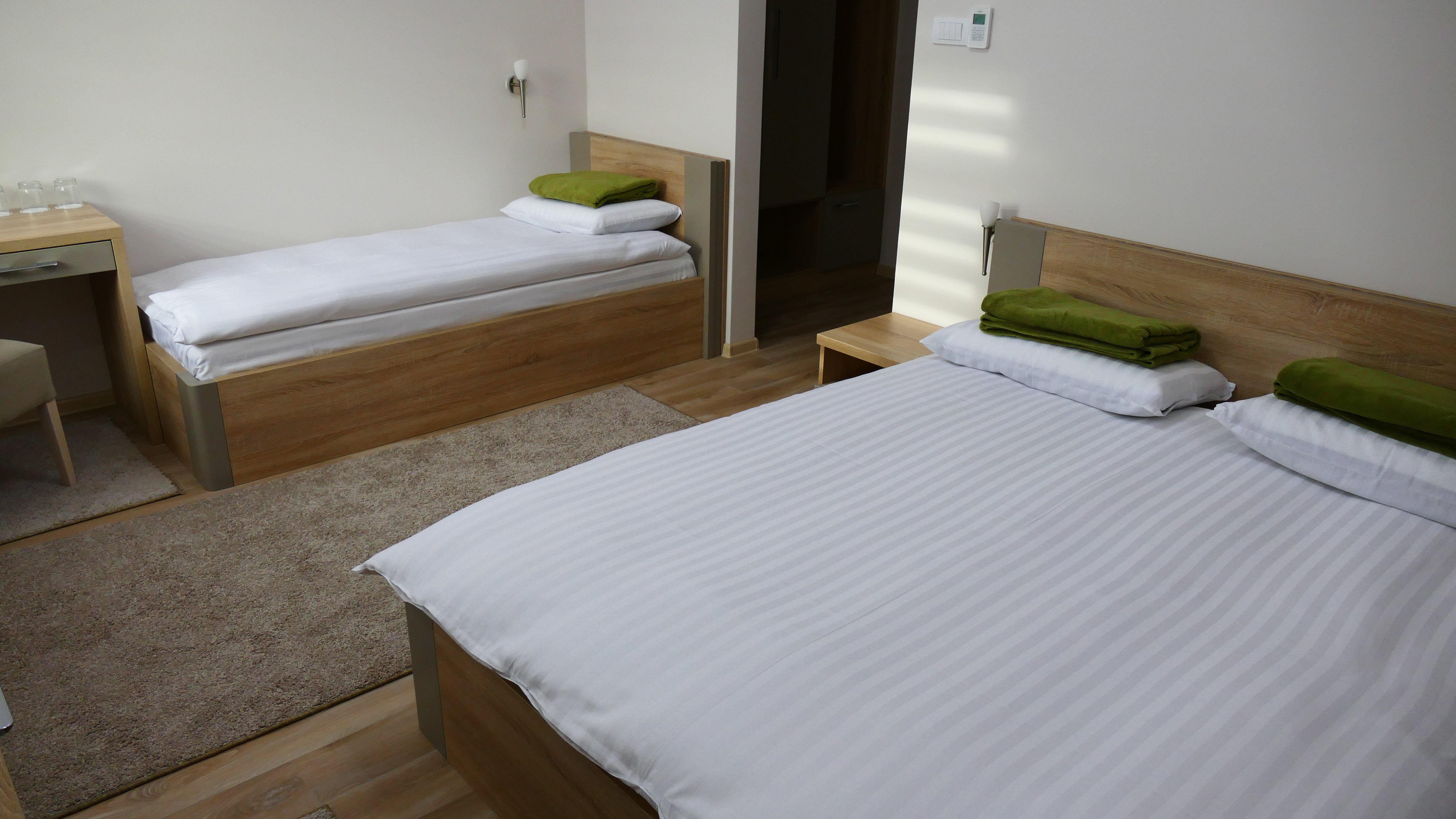 B&B Wood-官方