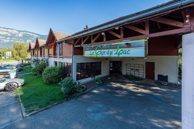 克洛斯杜拉克酒店主图