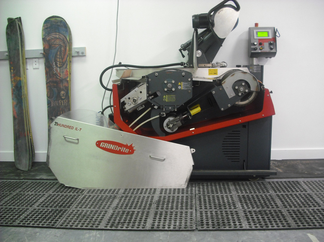 The Wax Bench Rentals & Tuning-雷夫尔斯托克必去景点