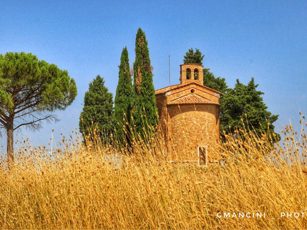 圣奎里科多尔恰旅游景点-Cappella Madonna di Vitaleta