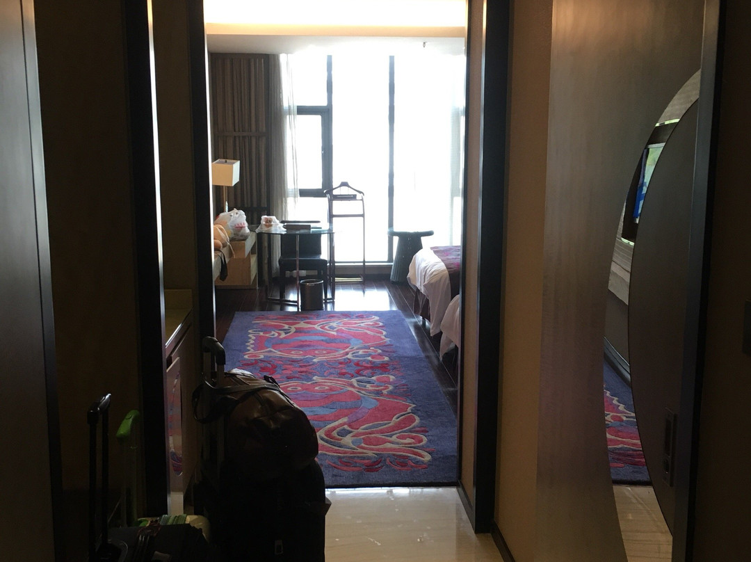 龙都璟怡国际大酒店主图