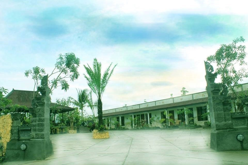 Azana Green Resort主图