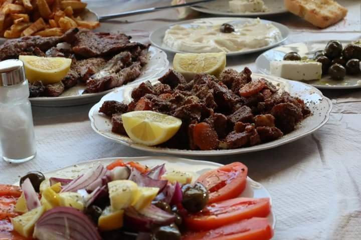 Taverna Li-Ro