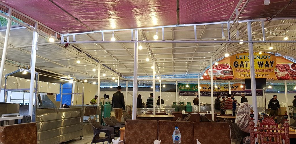 Gate Way Hotel主图