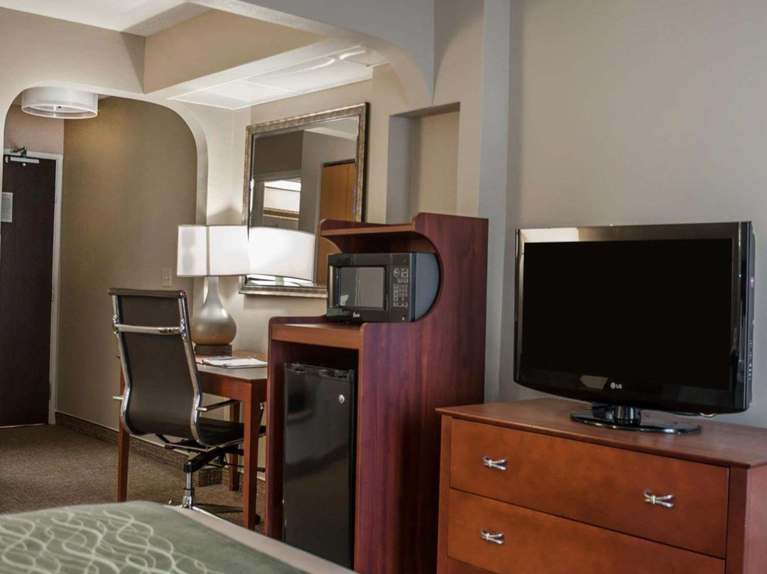 Quality Inn & Suites Near St. Louis And I-255主图