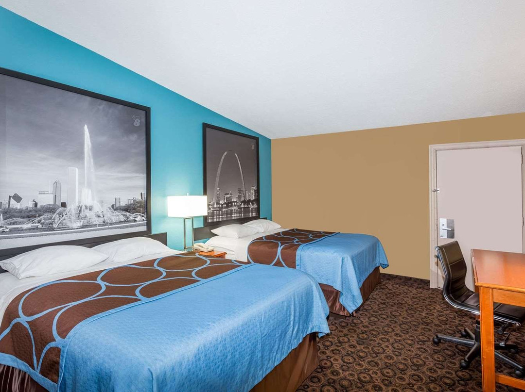 Super 8 by Wyndham Belleville IL/St. Louis Area主图