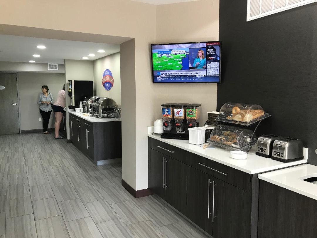 Baymont by Wyndham Clarksville-餐饮
