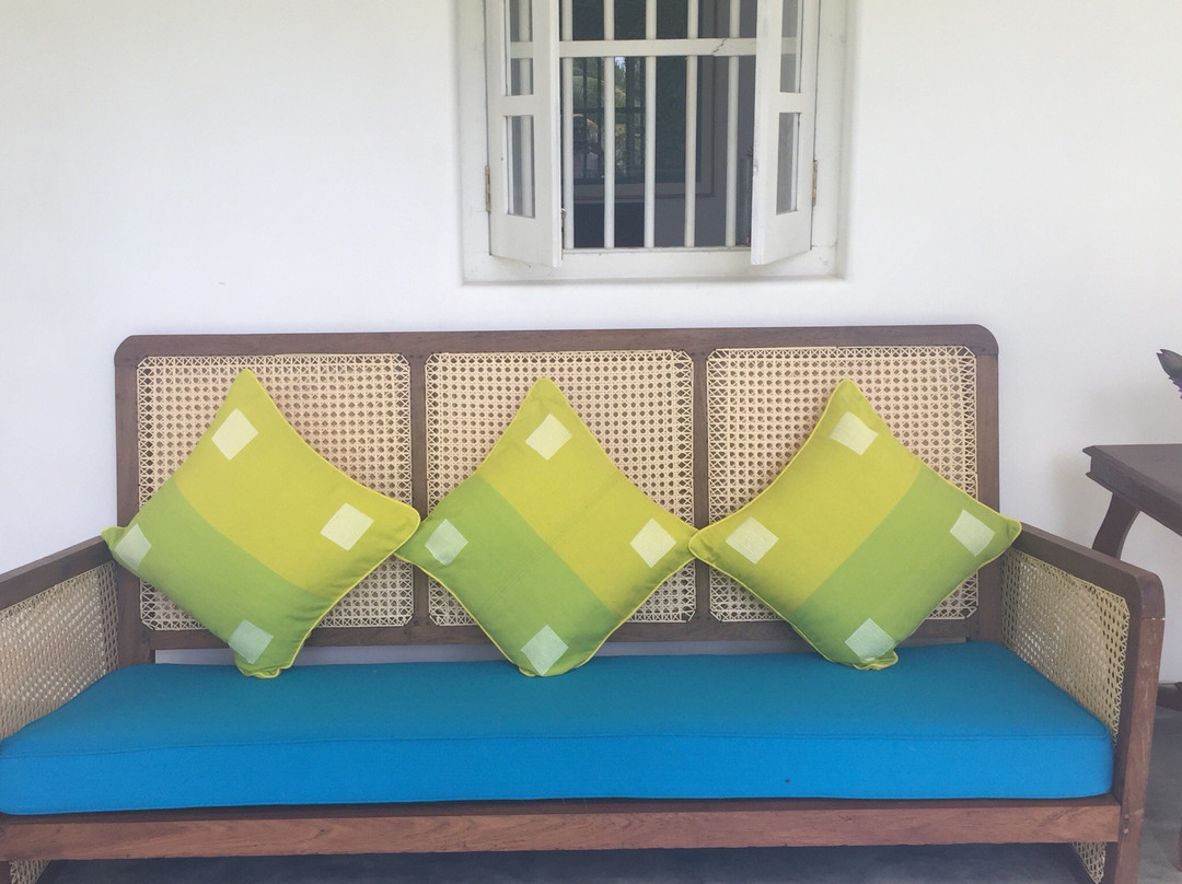 Modern's (Looms & Crafts)-Gintota必去景点