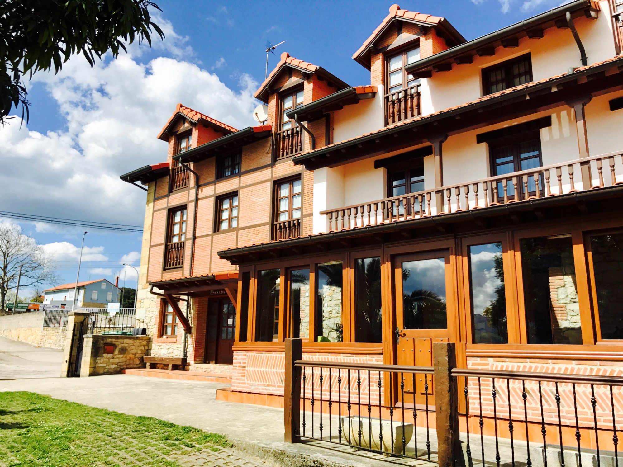 Posada Rural La Cabana de Salmon-官方