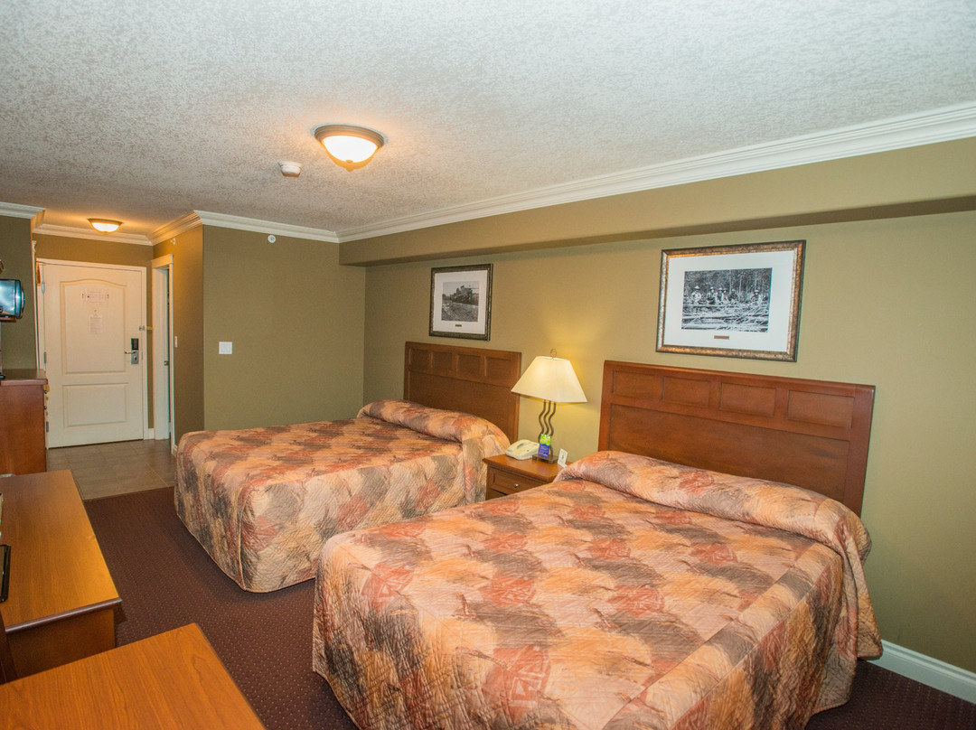 Lakeview Inns & Suites - Edson Airport West主图