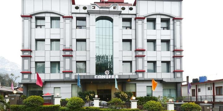 GK康年大酒店主图