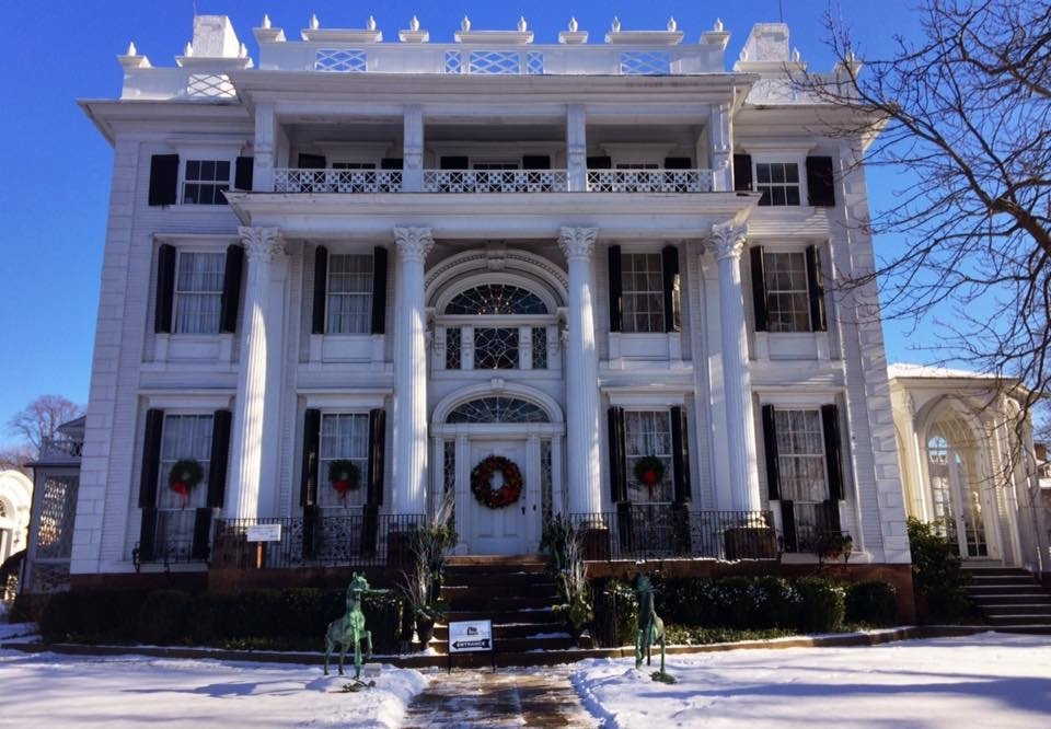 Linden Place Mansion-布里斯托尔必去景点