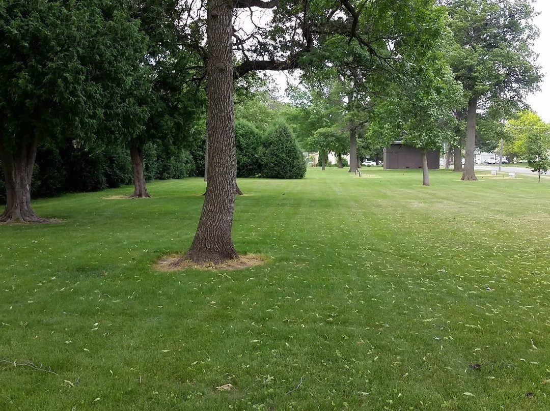 West Park-Dodge Center必去景点