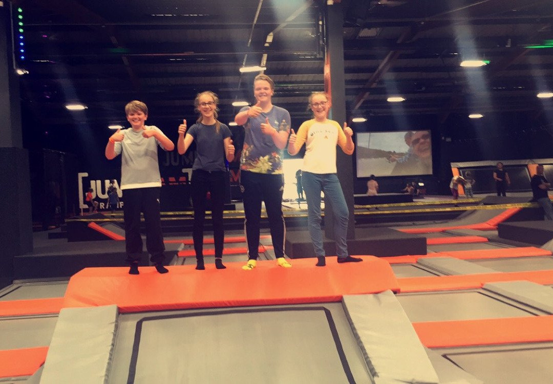 Jump Jam Trampoline Park景点图片