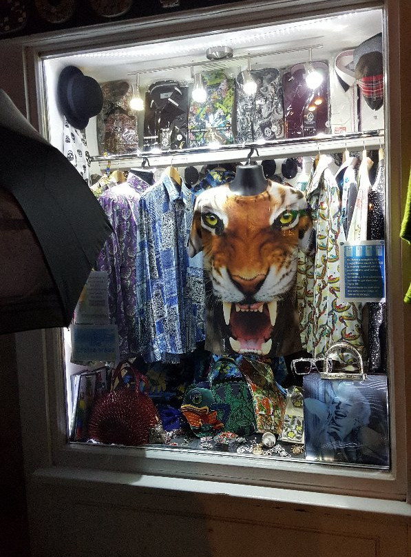 Farsim Collection-迪奥必去景点