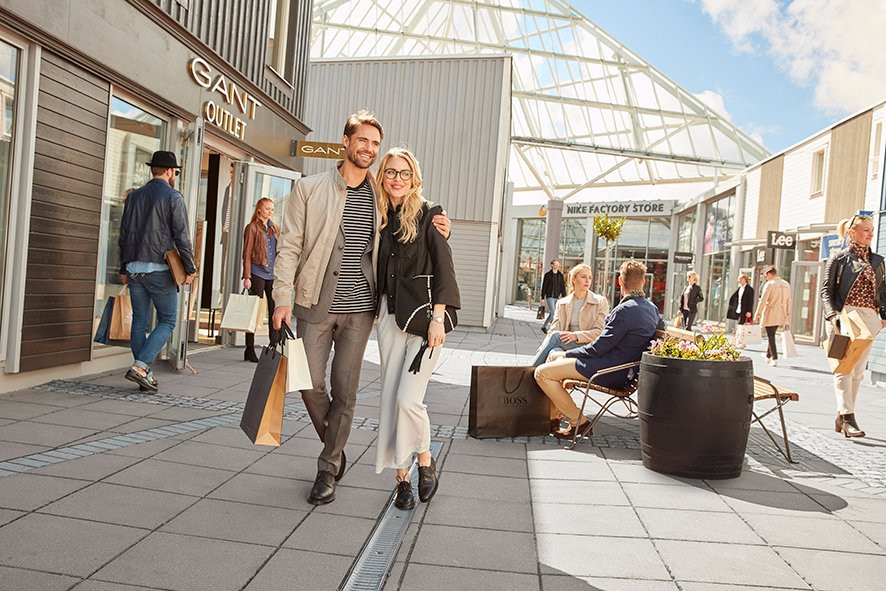 Hede Fashion Outlet-孔斯巴卡必去景点