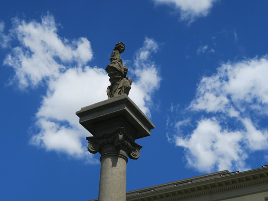 Romola旅游景点-Colonna dell'Abbondanza