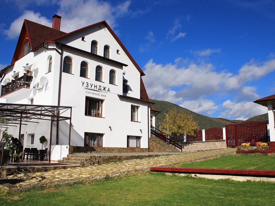Sokolyne酒店住宿-Uzundzha Guest House