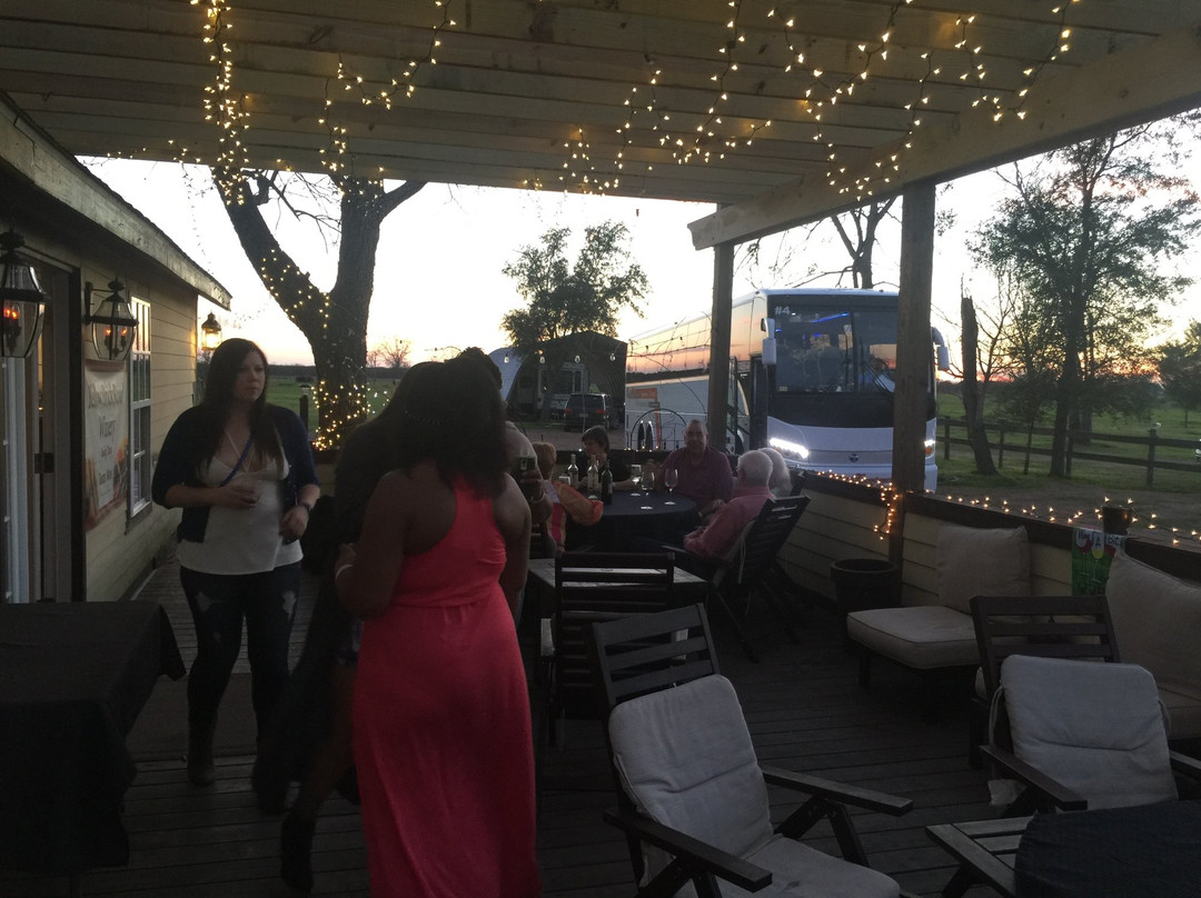 Yellow Brick Road Winery & Restaurant景点图片