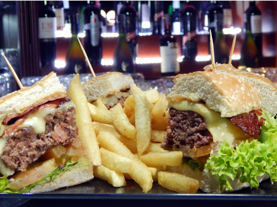 El Burgues Pub-比亚维森西奥必去景点