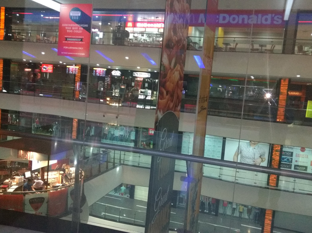 Waves Mall-卢迪亚纳必去景点