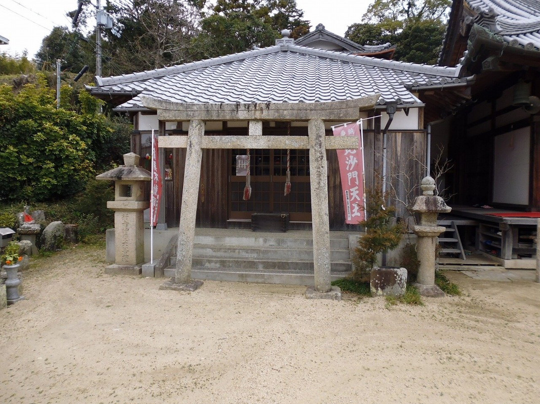 Chikurinzan-yahataji Temple景点图片