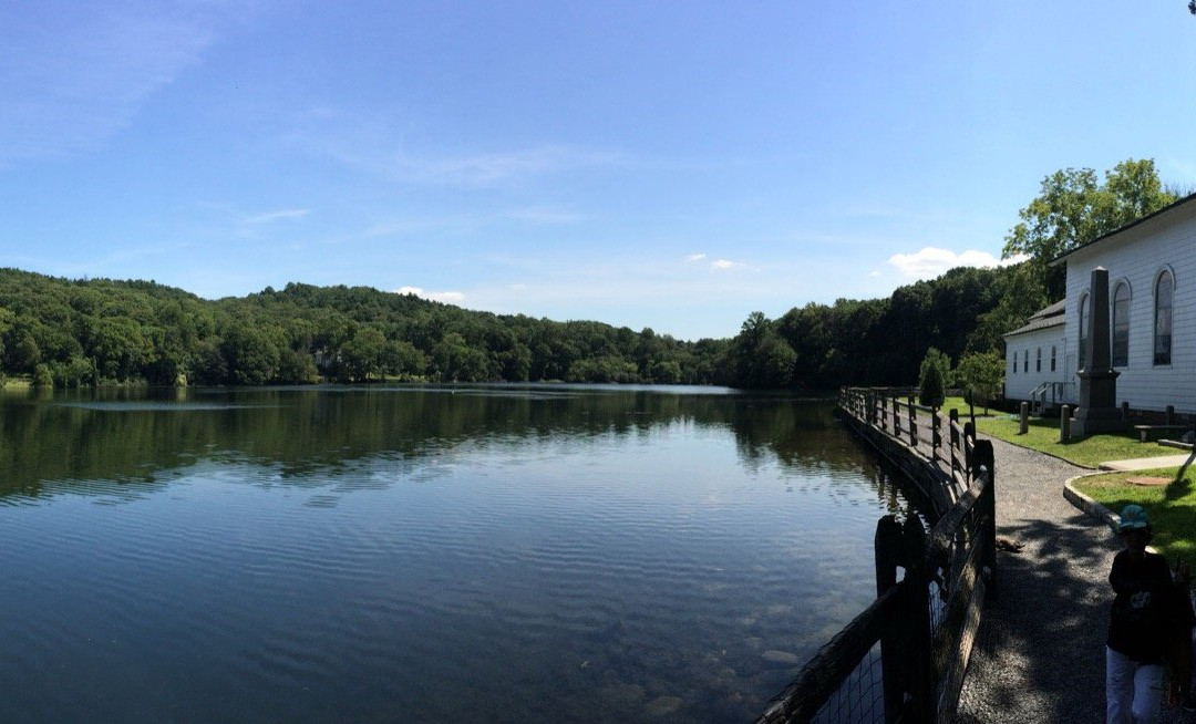 Cold Spring Harbor Fish Hatchery & Aquarium-Cold Spring Harbor必去景点
