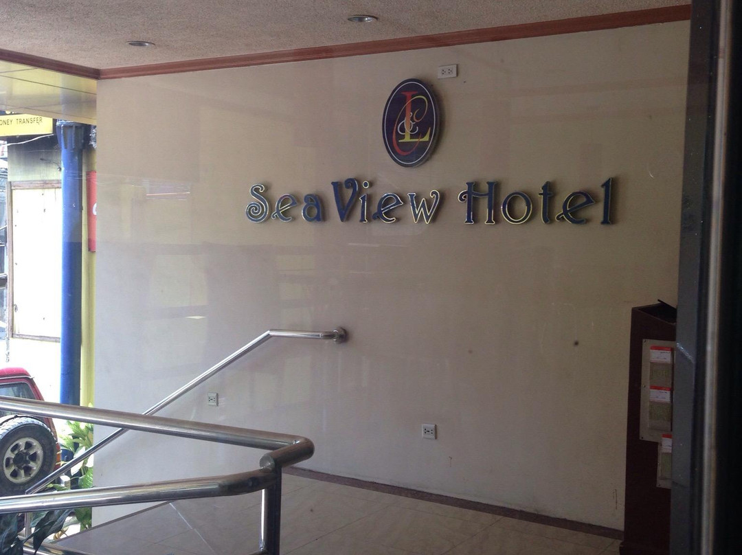 C & L Sea View Hotel主图