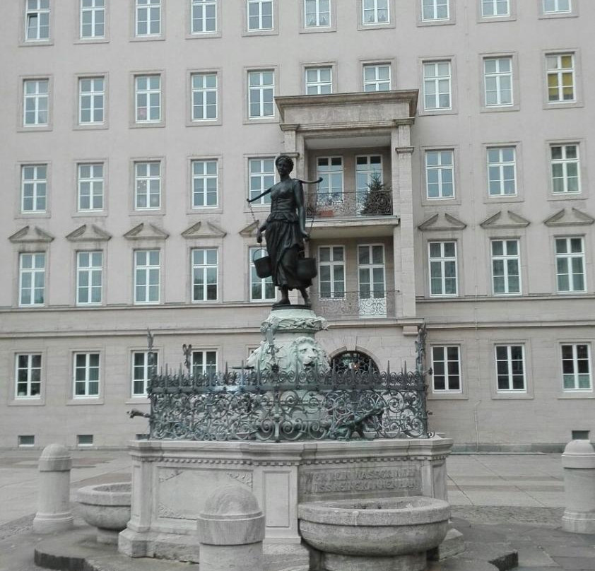 Mägdebrunnen-莱比锡必去景点