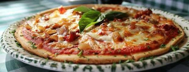 洛恩餐馆和美食-Pizza Pizza