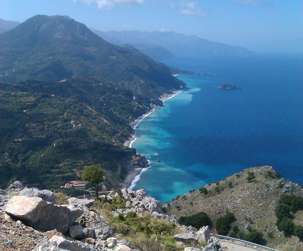 Chiliadou Beach-Paralia Chiliadou必去景点