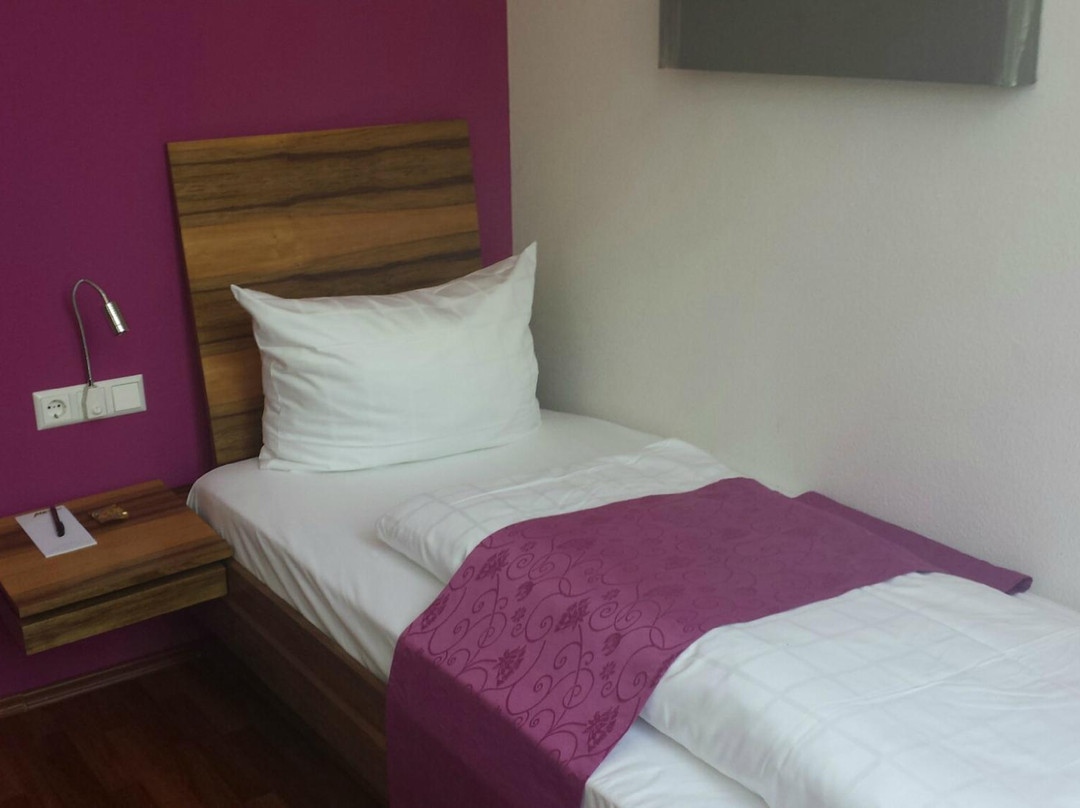 AMH Airport-Messe-Hotel主图