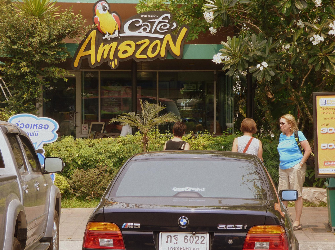 Bang Muang餐馆和美食-Amazon Coffee
