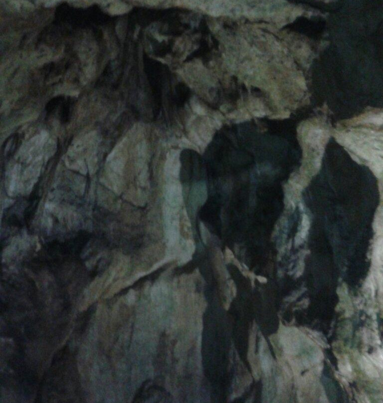 Ledenika Cave景点图片
