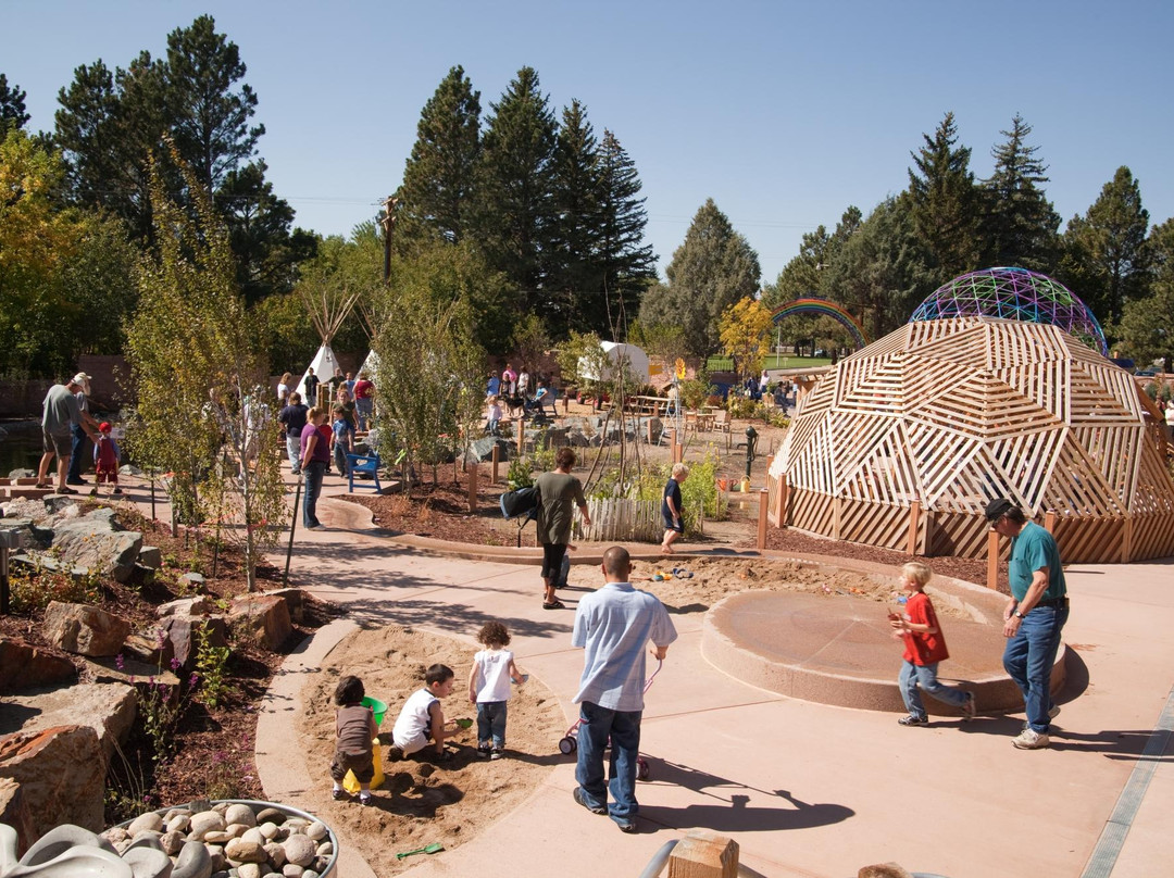 Paul Smith Children's Village-夏延必去景点