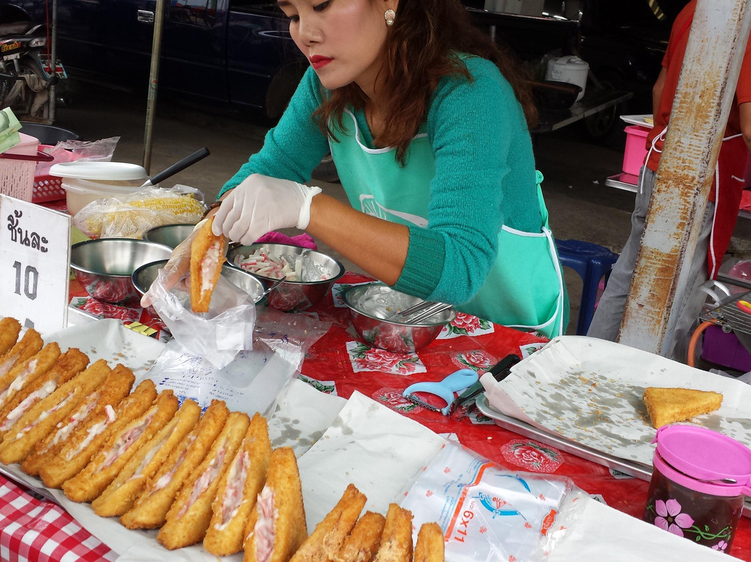 Tham Chomphon-宗汶必去景点