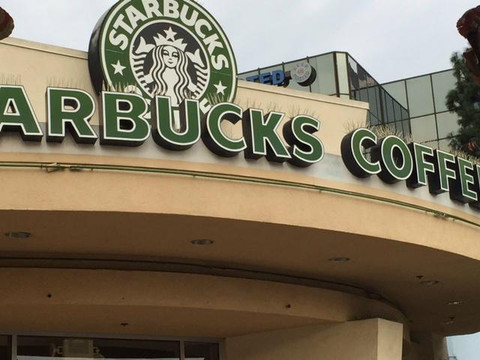 Starbucks主图