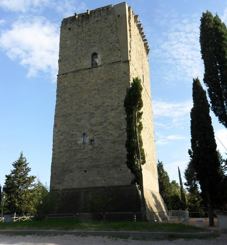 Torre dei Lambardi景点图片