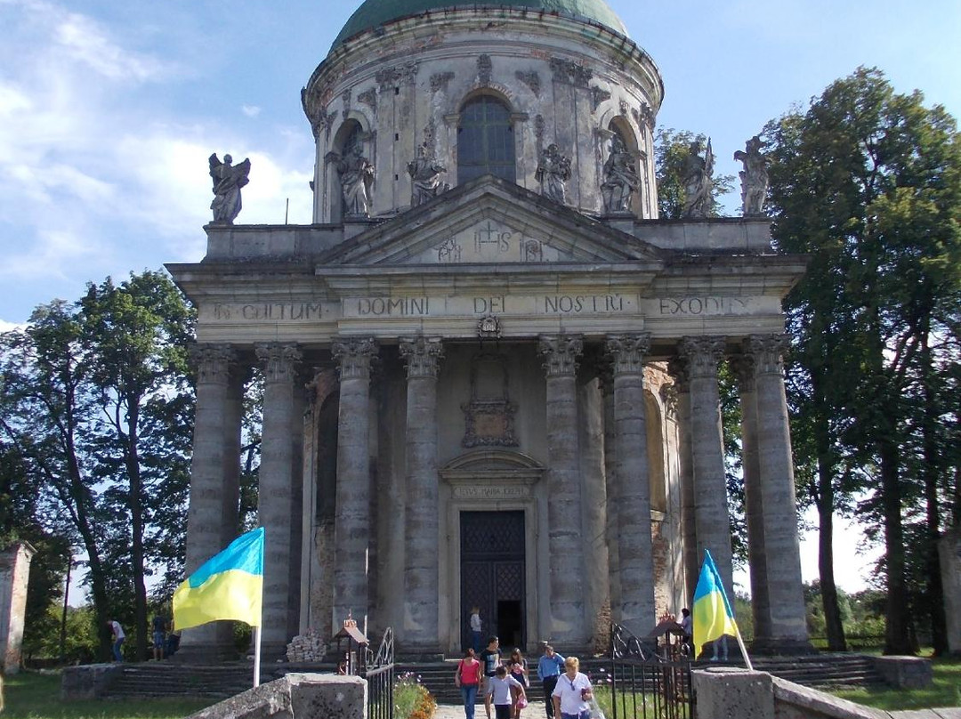 Roman CatholicChurch of the Exaltation of St. Joseph-Pidhirtsi必去景点