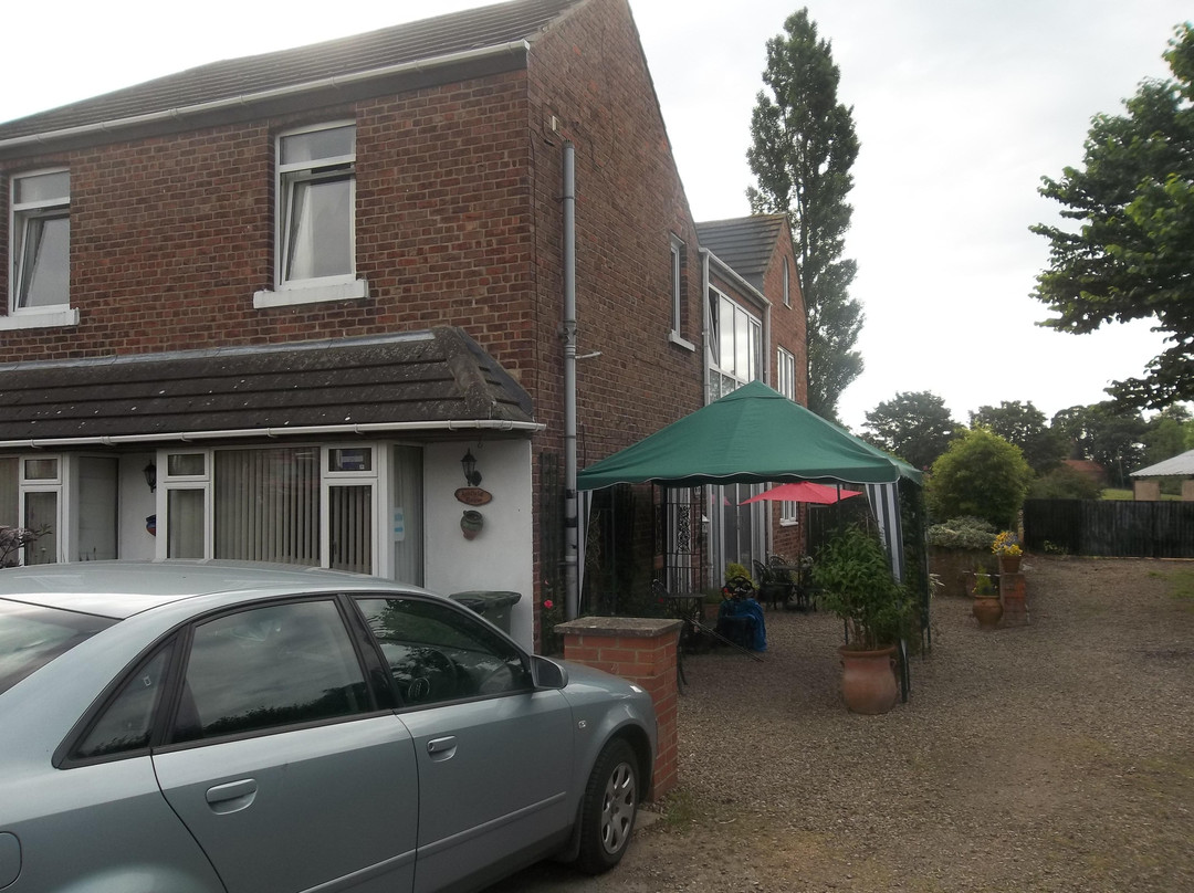 Ashfield House主图