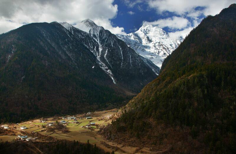 雨崩村景点图片