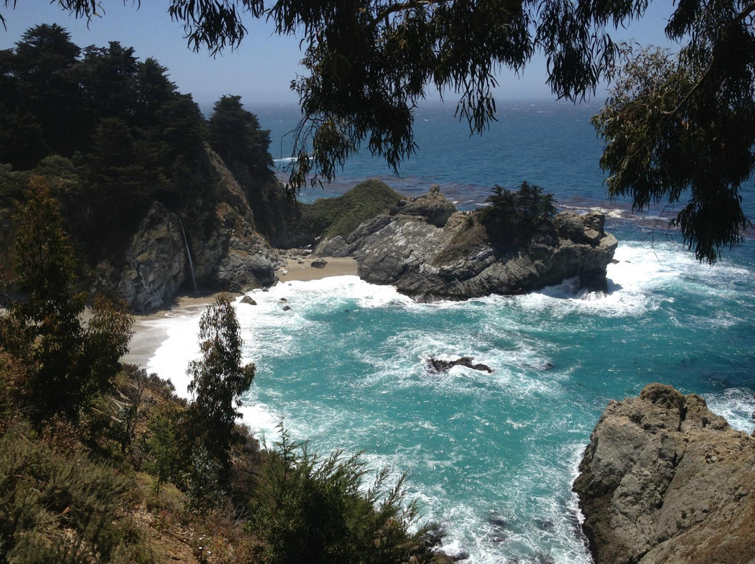 麦克维瀑布-大苏尔必去景点