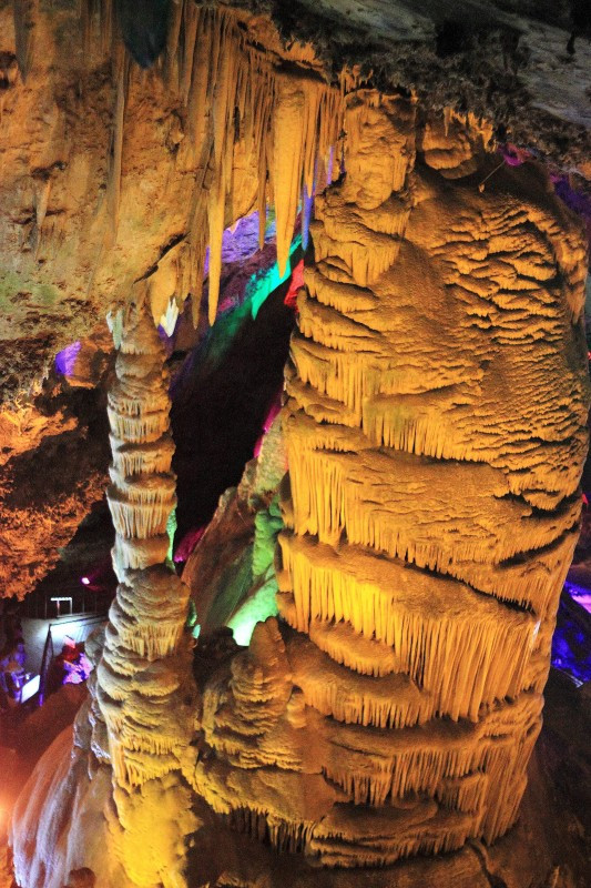 鸡冠洞-栾川县必去景点